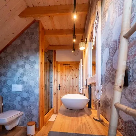 Winterchalet Mit Jacuzzi & Sauna, Ihr Gemuetlicher Rueckzugsort Im Schnee Dom wakacyjny *